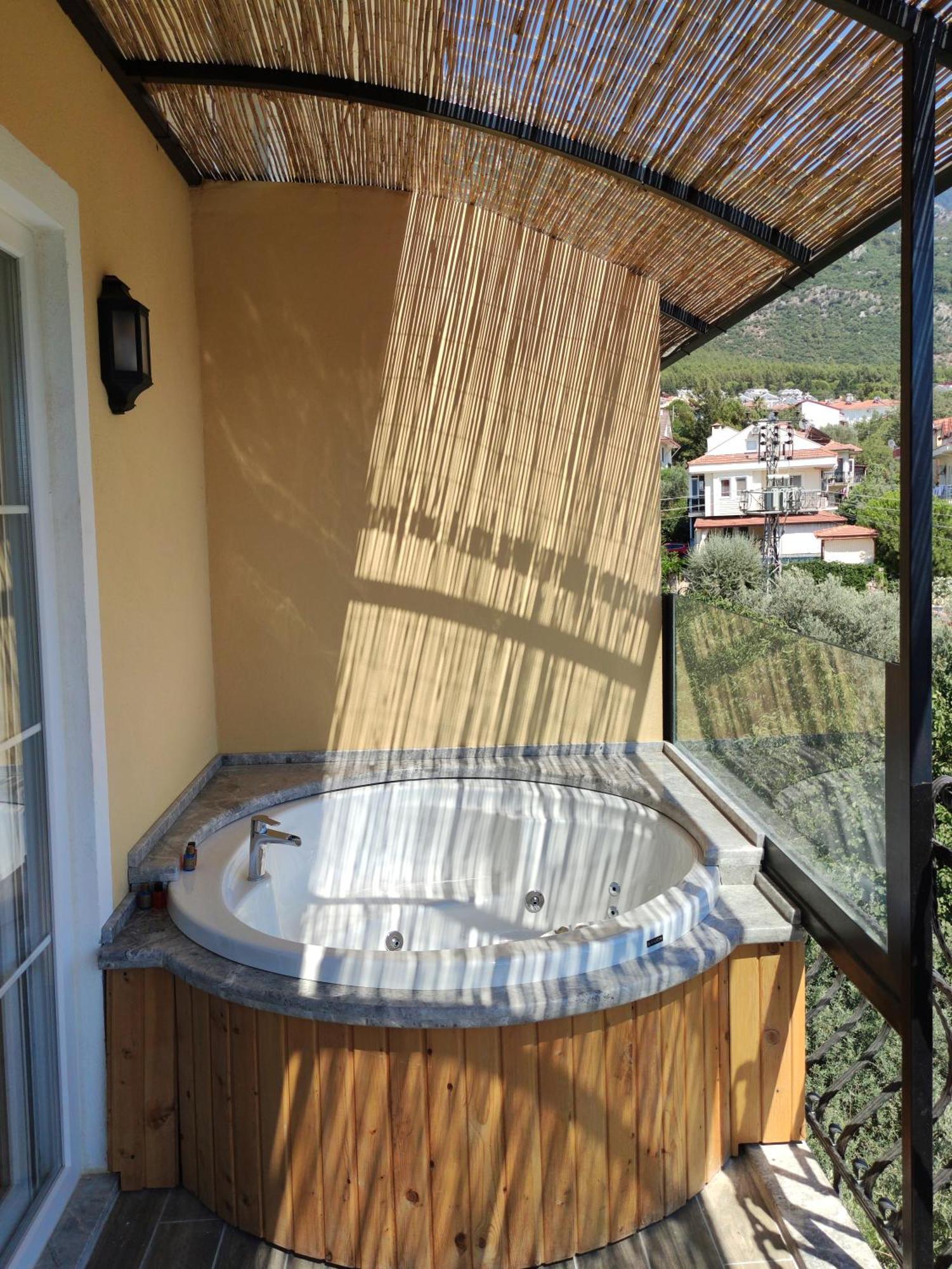 Gunes Boutique Otel Фетхие Экстерьер фото